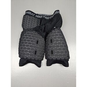 Nike Pro Combat Shorts Mens Medium. Black‎ Football Sports Athletic Padded